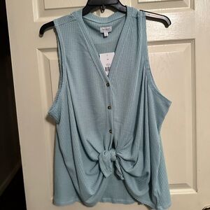 BNWT blue tank with tie